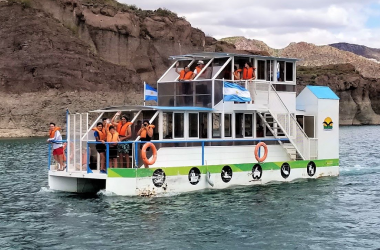 Paseo en Catamarán Turismo Aventura San Rafael