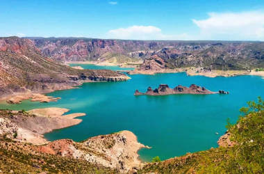 Cañon del Atuel Excursion desde Ciudad de Mendoza