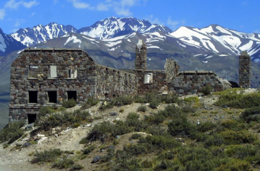 Hotel del Sosneado Abandonado